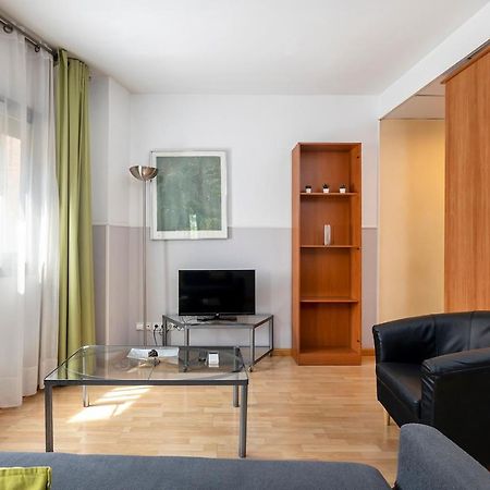 Apartments Sata Park Guell Area Βαρκελώνη Εξωτερικό φωτογραφία