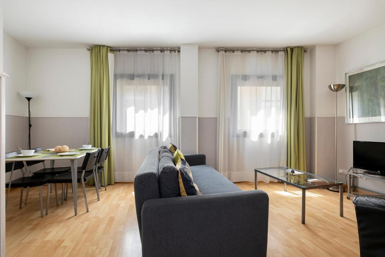Apartments Sata Park Guell Area Βαρκελώνη Εξωτερικό φωτογραφία