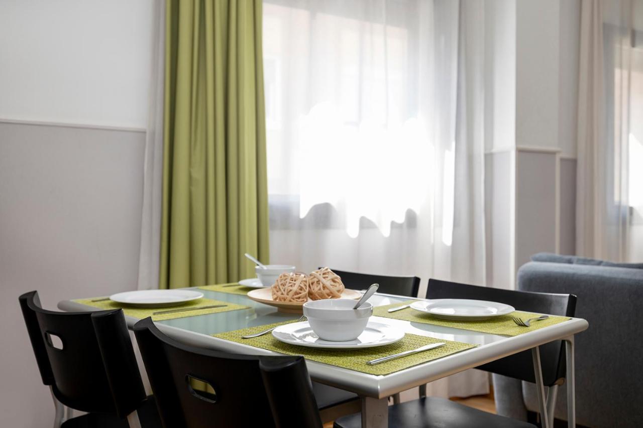 Apartments Sata Park Guell Area Βαρκελώνη Εξωτερικό φωτογραφία