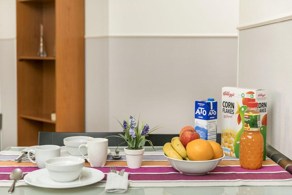 Apartments Sata Park Guell Area Βαρκελώνη Εξωτερικό φωτογραφία