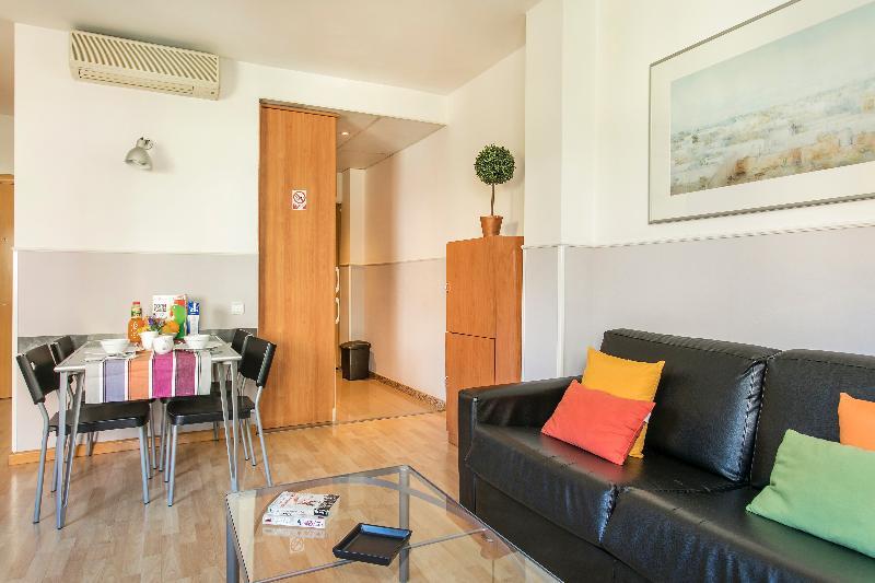 Apartments Sata Park Guell Area Βαρκελώνη Εξωτερικό φωτογραφία