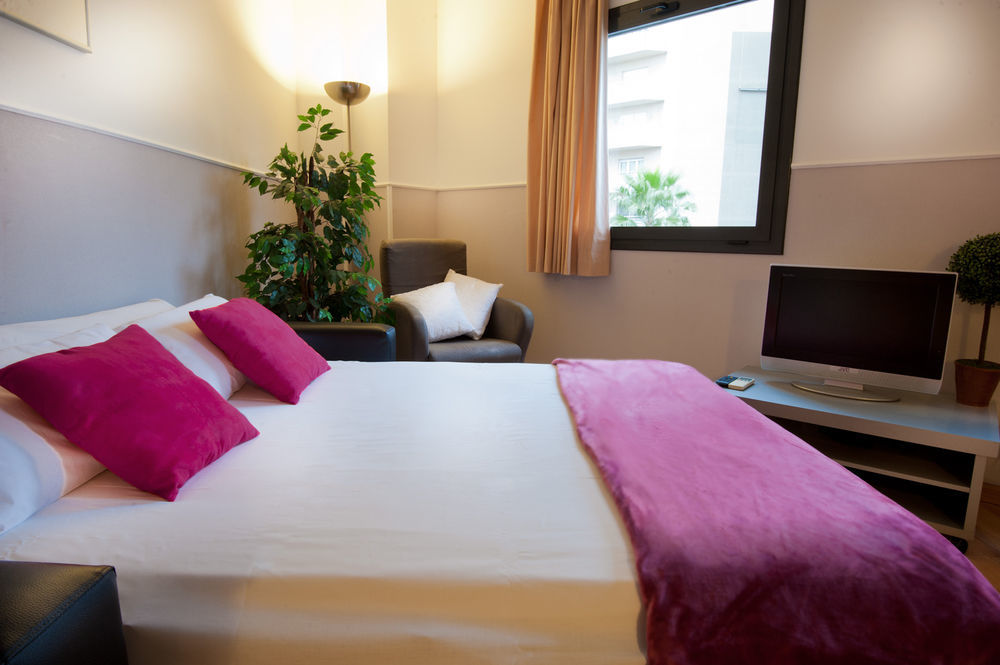 Apartments Sata Park Guell Area Βαρκελώνη Εξωτερικό φωτογραφία